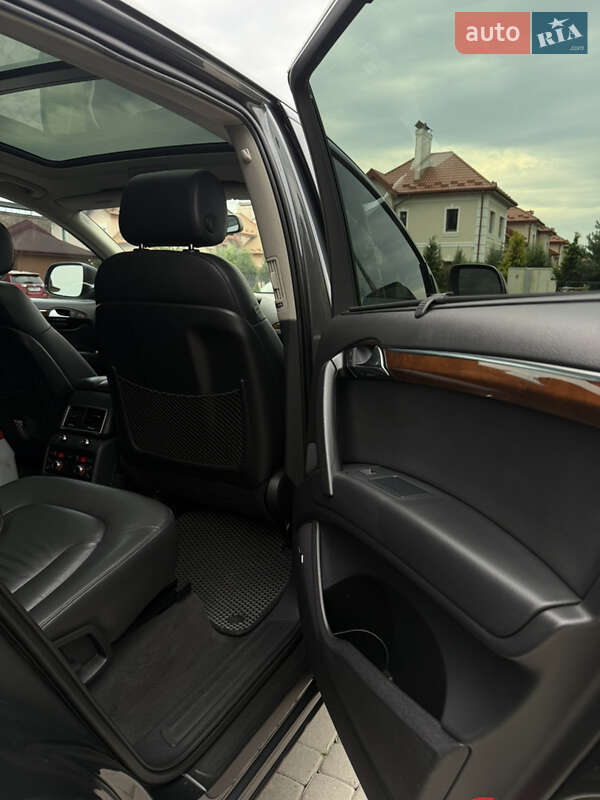 Позашляховик / Кросовер Audi Q7 2012 в Шептицькому