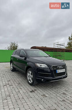 Позашляховик / Кросовер Audi Q7 2015 в 