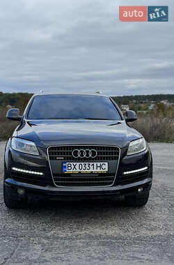 Позашляховик / Кросовер Audi Q7 2006 в 