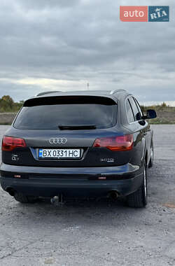 Позашляховик / Кросовер Audi Q7 2006 в 