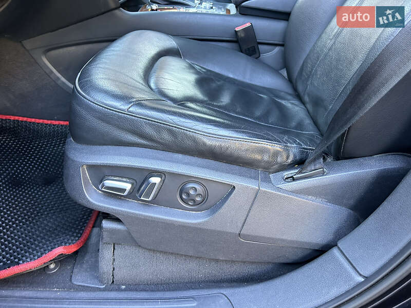 Внедорожник / Кроссовер Audi Q7 2015 в Черкассах