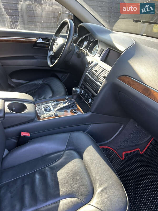 Внедорожник / Кроссовер Audi Q7 2015 в Черкассах