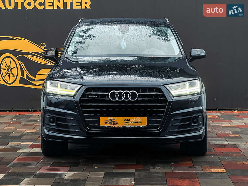 Позашляховик / Кросовер Audi Q7 2017 в Києві