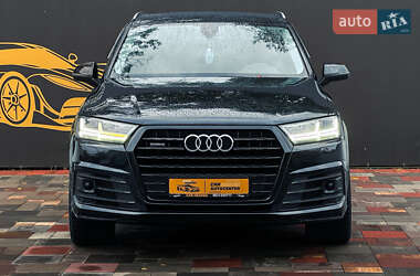 Позашляховик / Кросовер Audi Q7 2017 в 