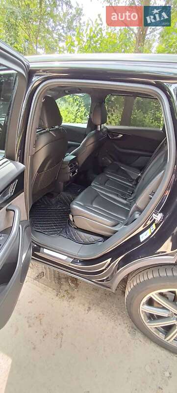 Позашляховик / Кросовер Audi Q7 2016 в Одесі