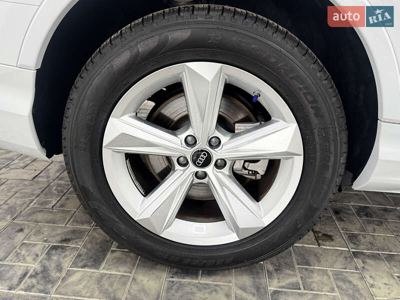 Внедорожник / Кроссовер Audi Q7 2022 в Одессе