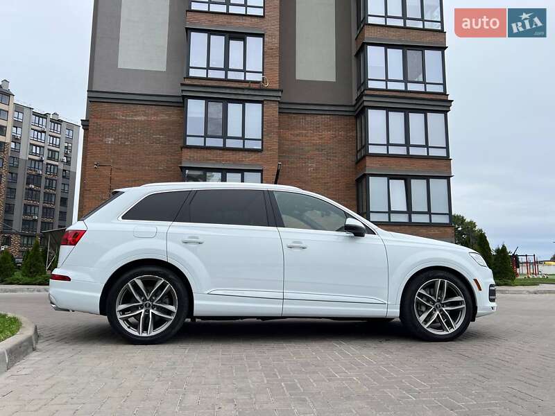 Внедорожник / Кроссовер Audi Q7 2017 в Киеве фото 19 Внедорожник / Кроссовер Audi Q7 2017 в Киеве