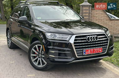 Позашляховик / Кросовер Audi Q7 2017 в 