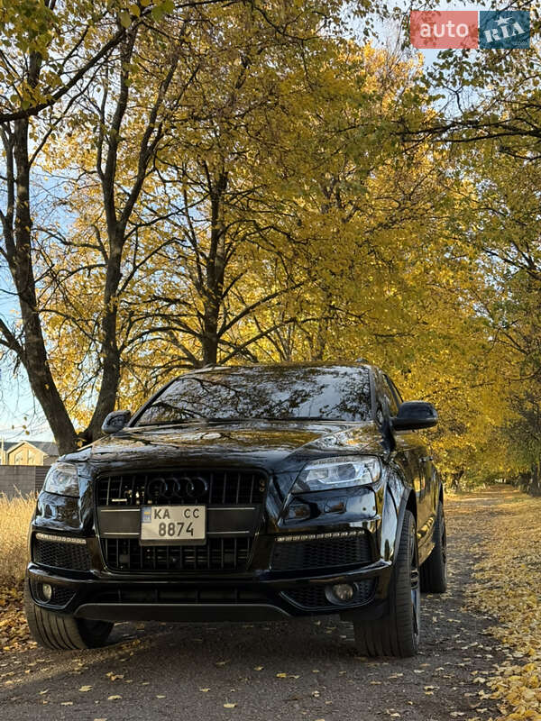 Позашляховик / Кросовер Audi Q7 2013 в Сумах