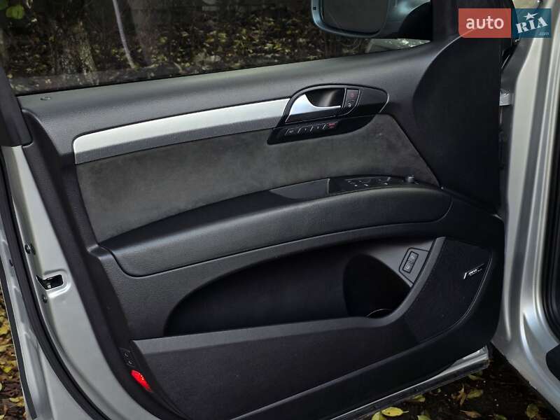 Внедорожник / Кроссовер Audi Q7 2006 в Тернополе