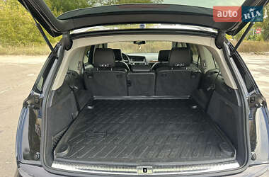 Внедорожник / Кроссовер Audi Q7 2015 в 