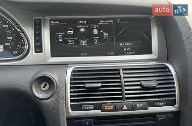 Внедорожник / Кроссовер Audi Q7 2015 в 