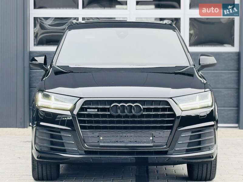 Позашляховик / Кросовер Audi Q7 2016 в Мукачевому