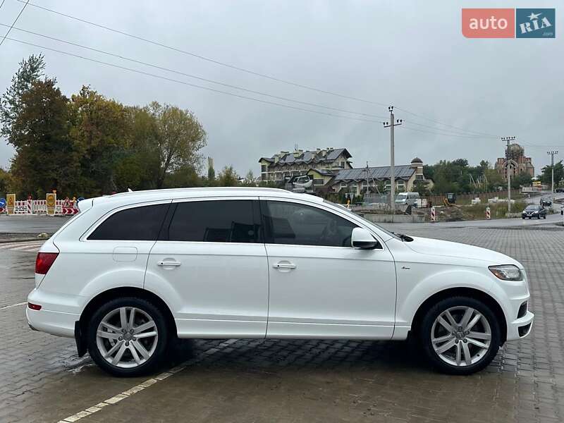 Внедорожник / Кроссовер Audi Q7 2011 в Золочеве