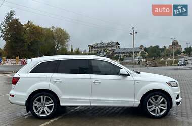 Внедорожник / Кроссовер Audi Q7 2011 в 
