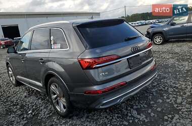 Внедорожник / Кроссовер Audi Q7 2020 в 