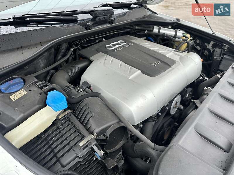 Внедорожник / Кроссовер Audi Q7 2011 в Золочеве