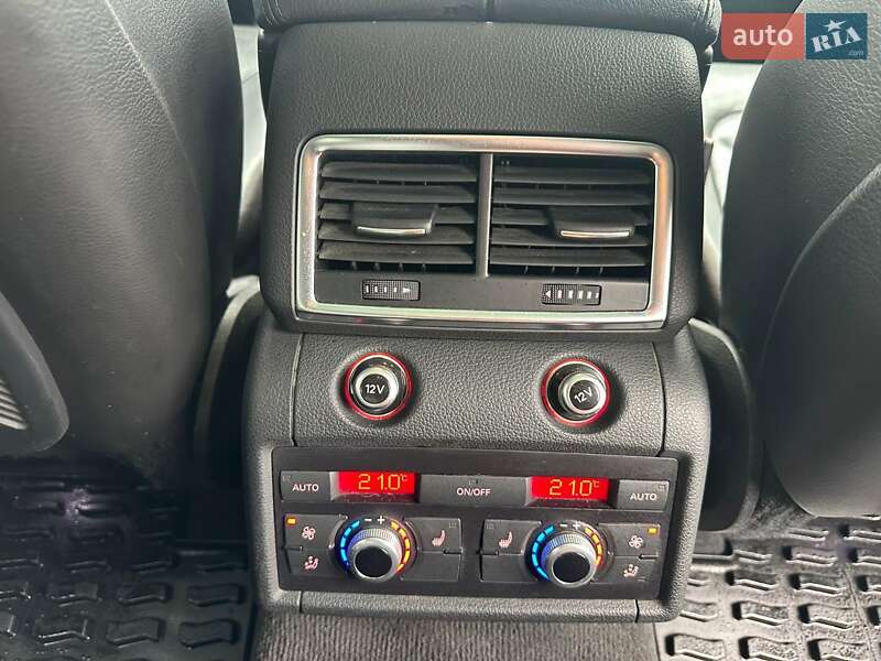 Внедорожник / Кроссовер Audi Q7 2011 в Золочеве