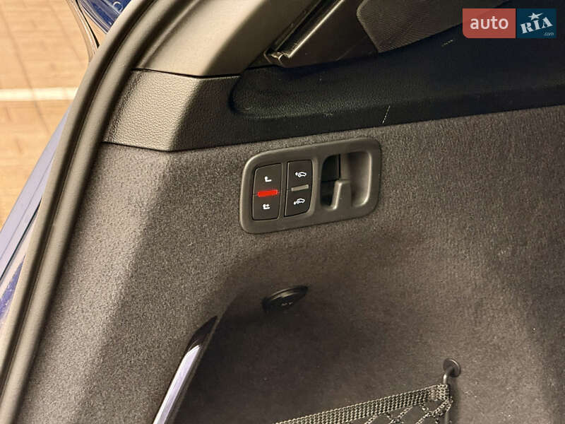 Позашляховик / Кросовер Audi Q7 2018 в Києві