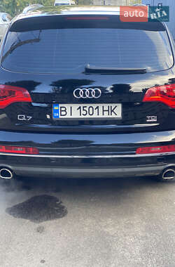 Внедорожник / Кроссовер Audi Q7 2013 в 