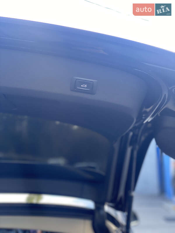 Внедорожник / Кроссовер Audi Q7 2013 в Горишних Плавнях