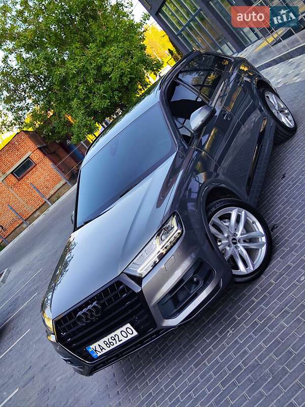 Внедорожник / Кроссовер Audi Q7 2016 в Полтаве