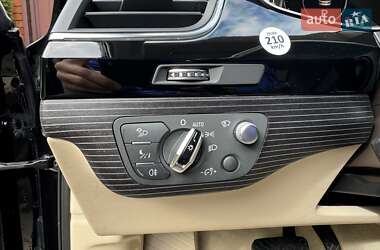 Позашляховик / Кросовер Audi Q7 2017 в 