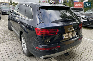 Позашляховик / Кросовер Audi Q7 2016 в 