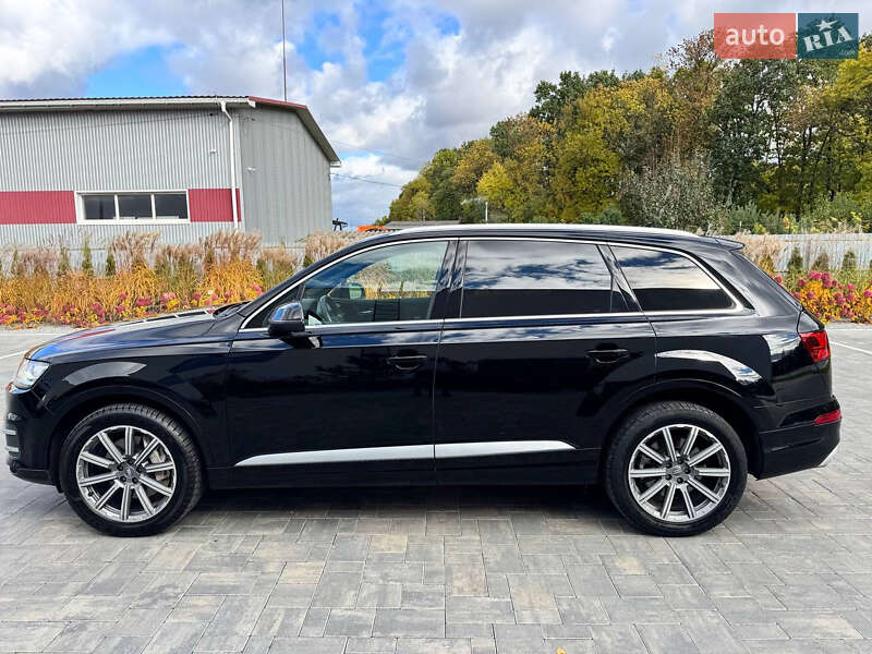 Внедорожник / Кроссовер Audi Q7 2018 в Киеве