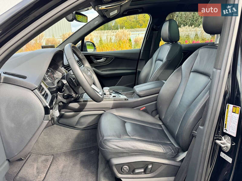 Внедорожник / Кроссовер Audi Q7 2018 в Киеве