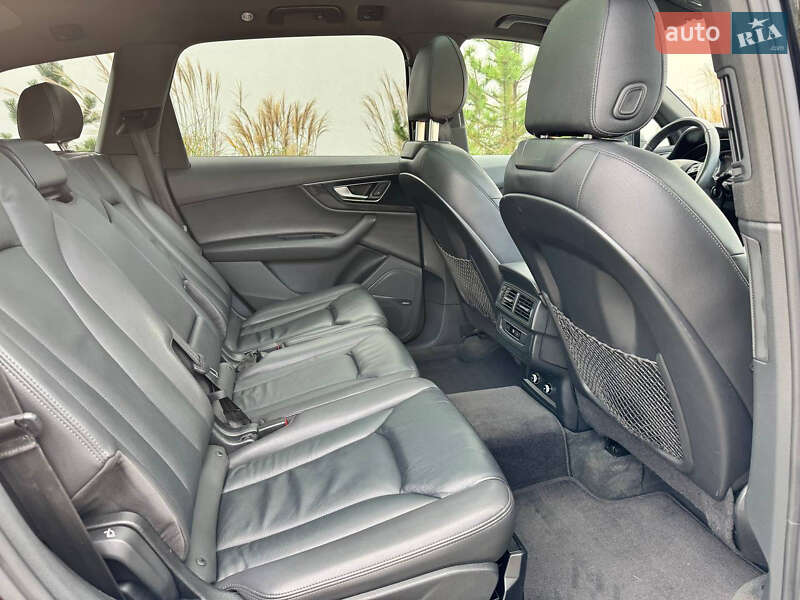 Внедорожник / Кроссовер Audi Q7 2018 в Киеве