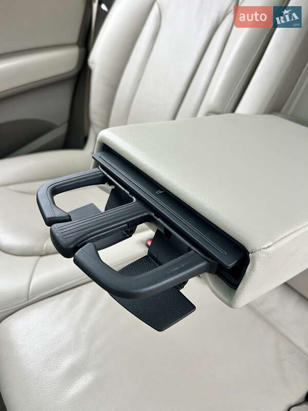 Внедорожник / Кроссовер Audi Q7 2012 в Сумах
