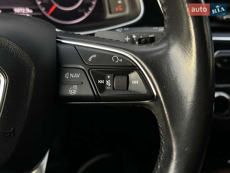 Позашляховик / Кросовер Audi Q7 2017 в Мукачевому