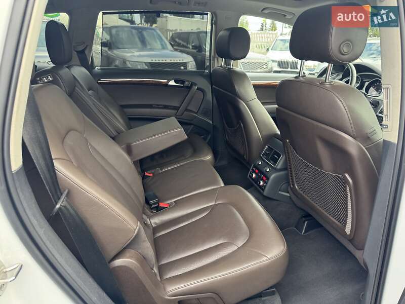 Внедорожник / Кроссовер Audi Q7 2013 в Тернополе