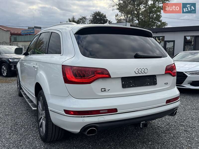 Внедорожник / Кроссовер Audi Q7 2013 в Тернополе