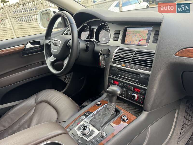 Внедорожник / Кроссовер Audi Q7 2013 в Тернополе