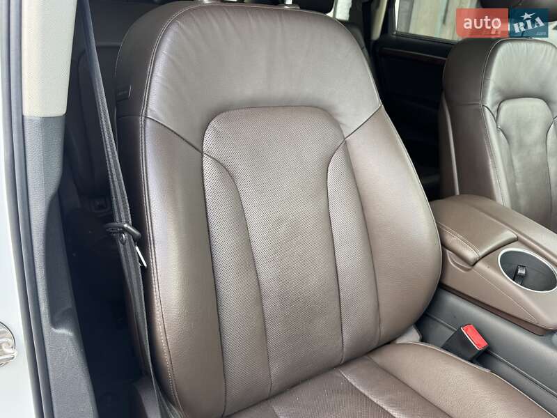 Внедорожник / Кроссовер Audi Q7 2013 в Тернополе