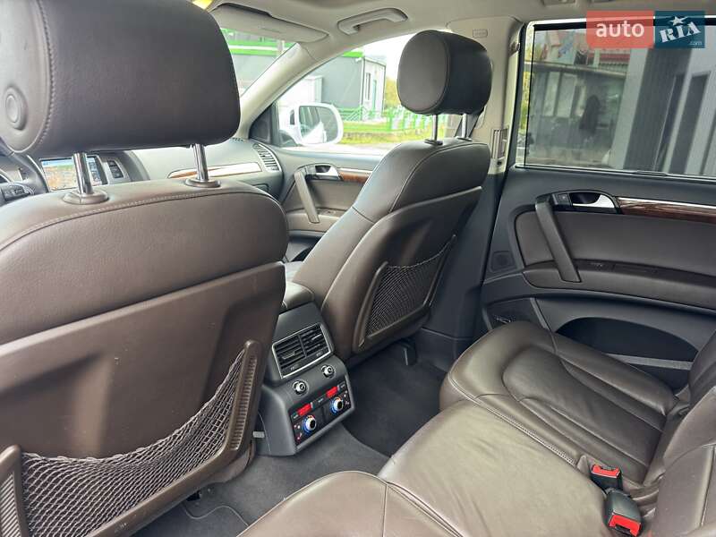 Внедорожник / Кроссовер Audi Q7 2013 в Тернополе