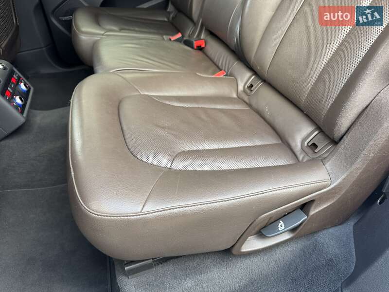 Внедорожник / Кроссовер Audi Q7 2013 в Тернополе