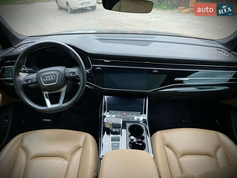 Внедорожник / Кроссовер Audi Q7 2020 в Киеве