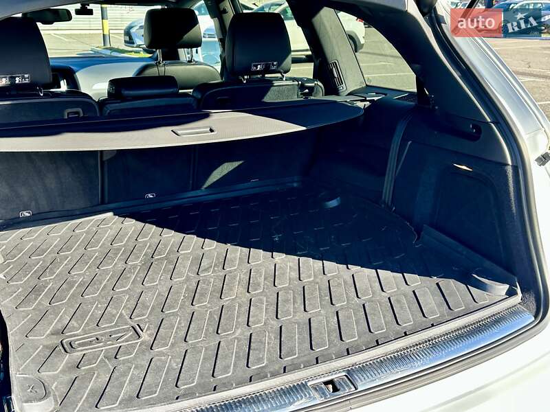 Внедорожник / Кроссовер Audi Q7 2015 в Киеве