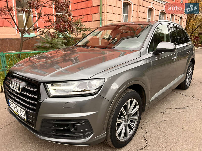Позашляховик / Кросовер Audi Q7 2017 в Харкові