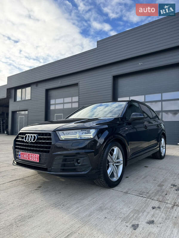 Внедорожник / Кроссовер Audi Q7 2018 в Вараше фото 10 Внедорожник / Кроссовер Audi Q7 2018 в Вараше