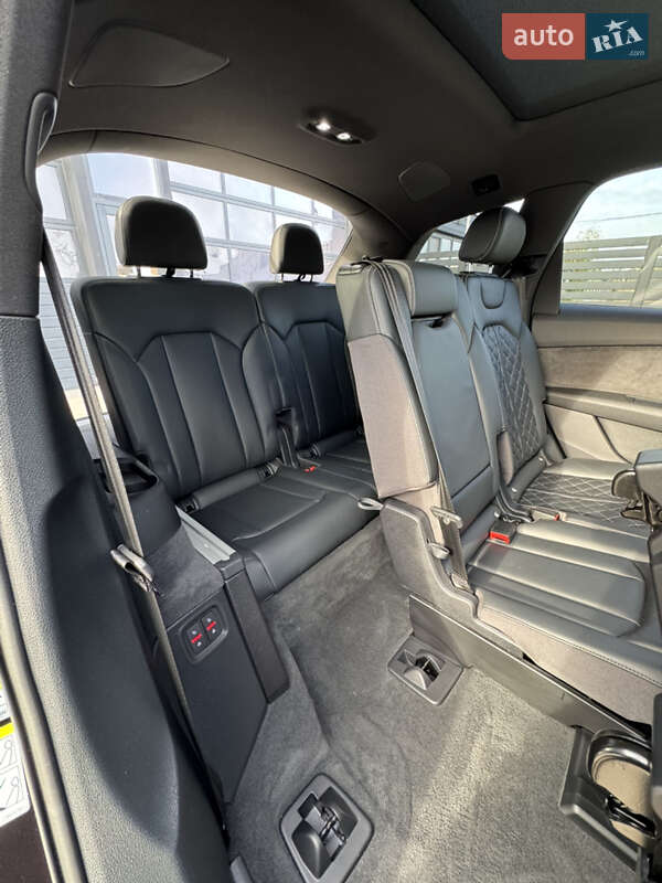 Внедорожник / Кроссовер Audi Q7 2018 в Вараше фото 23 Внедорожник / Кроссовер Audi Q7 2018 в Вараше