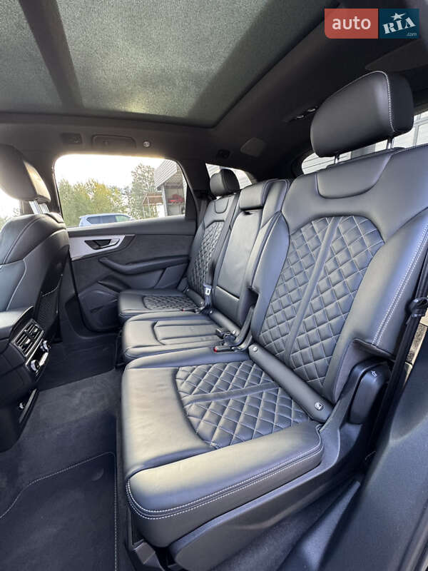 Внедорожник / Кроссовер Audi Q7 2018 в Вараше фото 39 Внедорожник / Кроссовер Audi Q7 2018 в Вараше