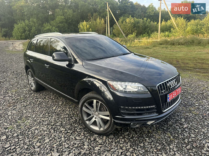 Позашляховик / Кросовер Audi Q7 2014 в 