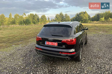 Позашляховик / Кросовер Audi Q7 2014 в 