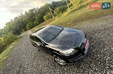 Позашляховик / Кросовер Audi Q7 2014 в 