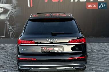 Позашляховик / Кросовер Audi Q7 2020 в  фото 18 Позашляховик / Кросовер Audi Q7 2020 в