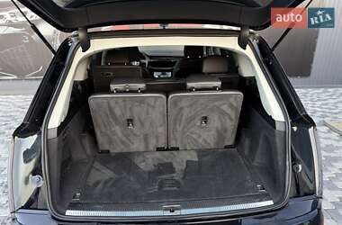 Позашляховик / Кросовер Audi Q7 2020 в  фото 21 Позашляховик / Кросовер Audi Q7 2020 в